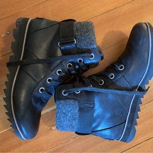 Black Sorel combat boots